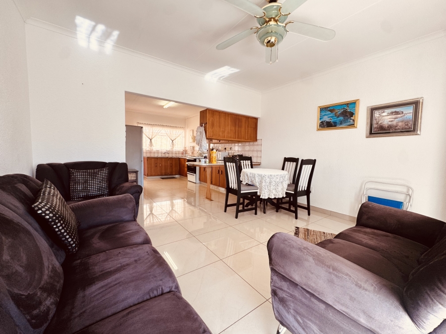 2 Bedroom Property for Sale in Songloed North West